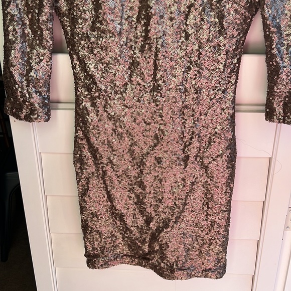Tobi Sequined dress - gold NYE party holiday dress - Picture 3 of 8